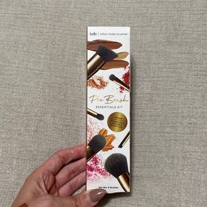 BILLION DOLLAR BROWS PRO BRUSH ESSENTIALS KIT with 6 BRUSHES $62